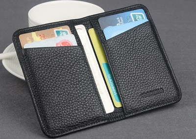 Μίνι ανδρικό χαρτοφυλάκιο  σε μαύρο και καφέ χρώμα