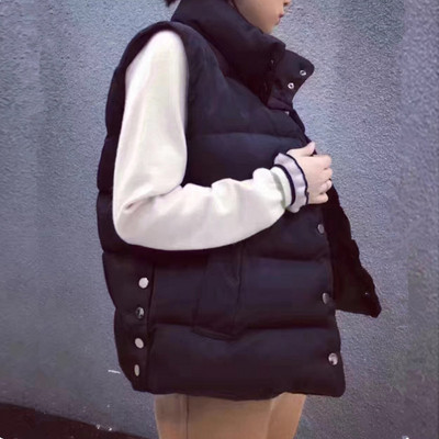 Vesta casual de dama in alb si negru cu guler inalt