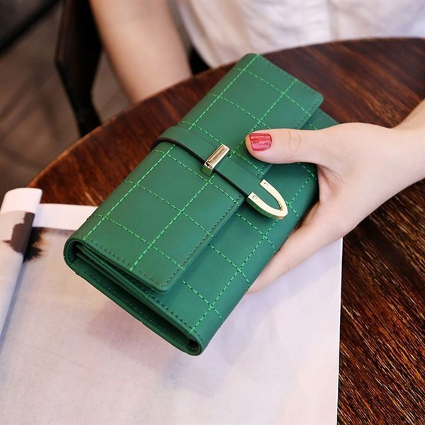 Portofel de dama in mai multe culori potrivit pentru utilizarea de zi cu zi