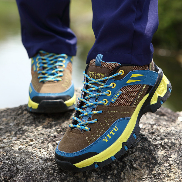 Αθλητικά παπούτσια πεζοπορίας  σε διάφορα χρώματα για άνδρες και γυναίκες