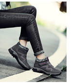 Τουριστικά παπούτσια με επένδυση σε διάφορα χρώματα