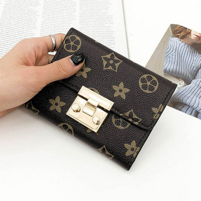 Μοντέρνο γυναικείο πορτοφόλι σε δύο χρώματα