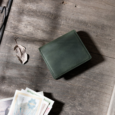 Καθημερινό ανδρικό πορτοφόλι σε διάφορα χρώματα