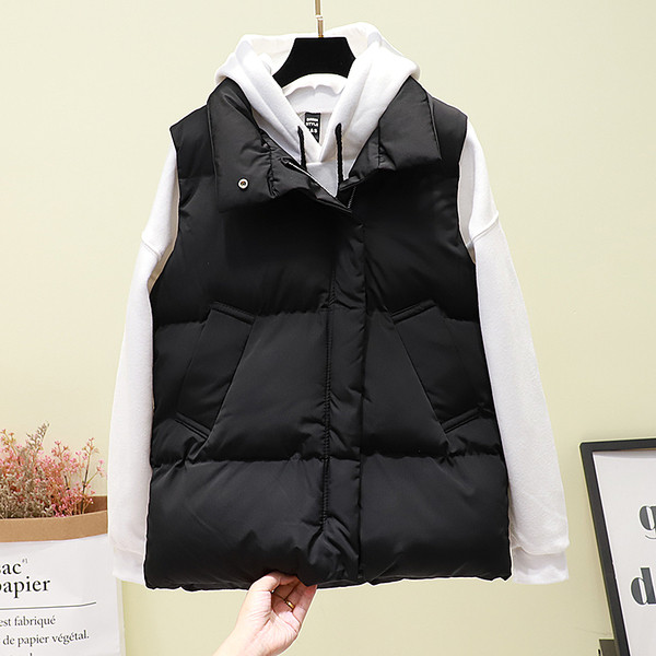 Γυναικείο γιλέκο σε λευκό και μαύρο χρώμα