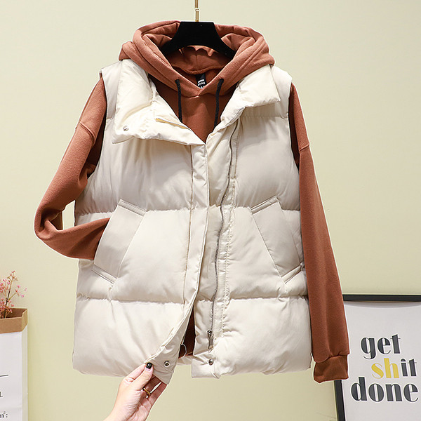 Γυναικείο γιλέκο σε λευκό και μαύρο χρώμα