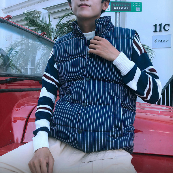 Ανδρικόμοντέρνογιλέκο σε τρία χρώματα