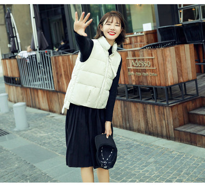 Μοντέρνο  γυναικείο γιλέκο σε τρία χρώματα