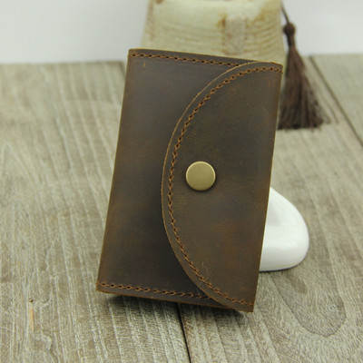 Μοντέρνο ανδρικό πορτοφόλι με μπρελόκ