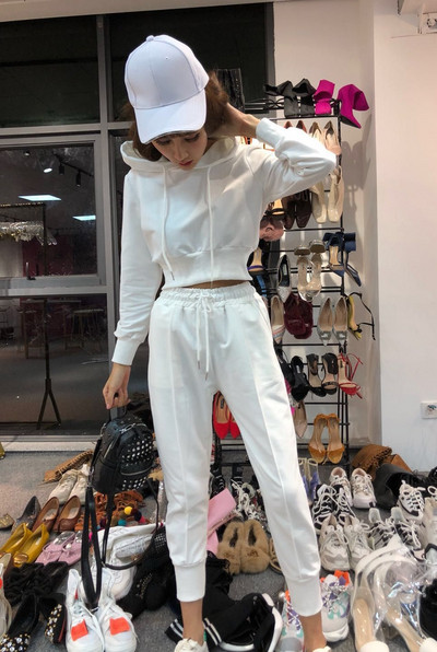 Set sport pentru femei din două părți în mai multe culori