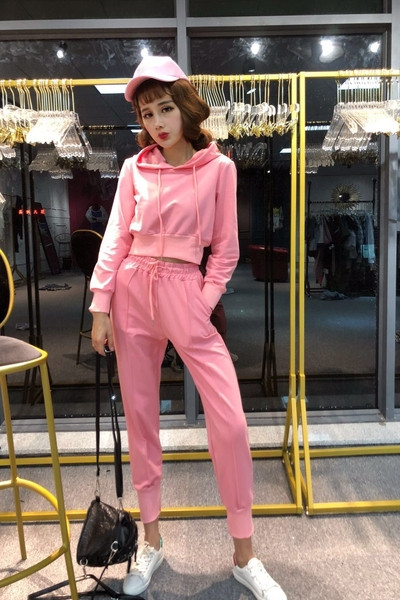 Set sport pentru femei din două părți în mai multe culori