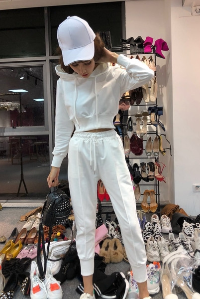 Set sport pentru femei din două părți în mai multe culori