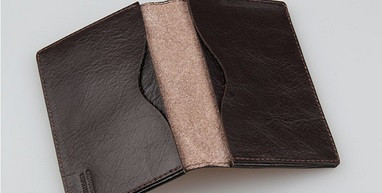 Απαλό δερμάτινο πορτοφόλι  σε διάφορα μοντέλα