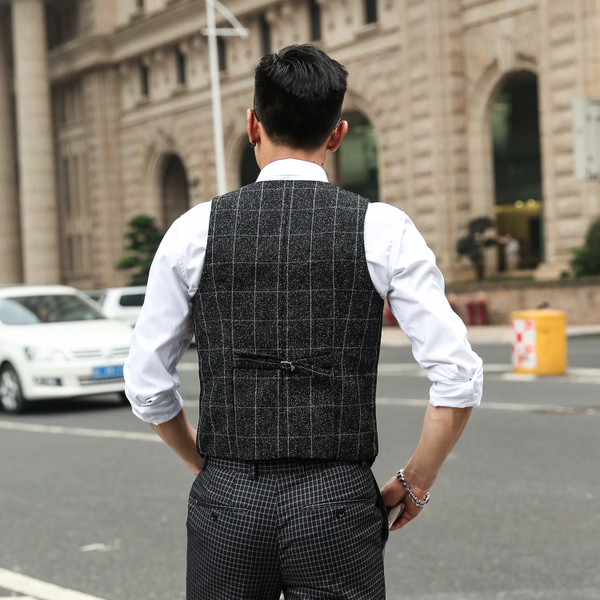 Κομψό ανδρικό γιλέκο σε μαύρο χρώμα