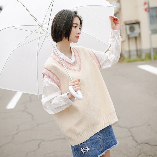 Κομψό γυναικείο γιλέκο σε τέσσερα χρώματα