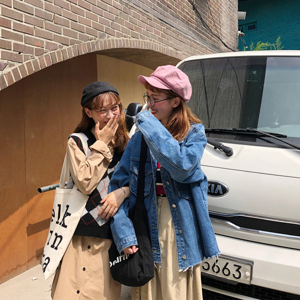 Γυναικείο γιλέκο με ντεκολτέ με V-λαιμόκοψη