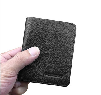 Практичен мъжки портфейл от еко кожа в два цвята