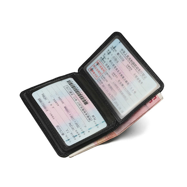 Практичен мъжки портфейл от еко кожа в два цвята