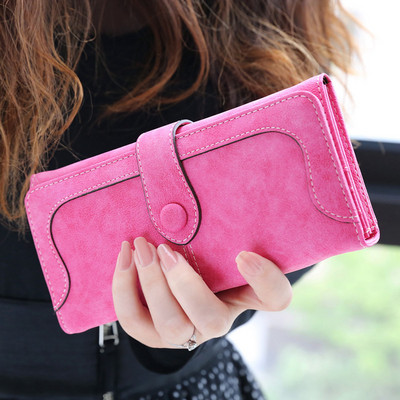 Καθημερινό γυναικείο πορτοφόλη σε  ροζ χρώμα