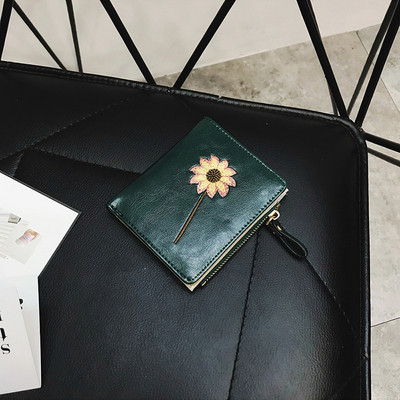 Portofel de dama in mai multe culori cu motiv floral