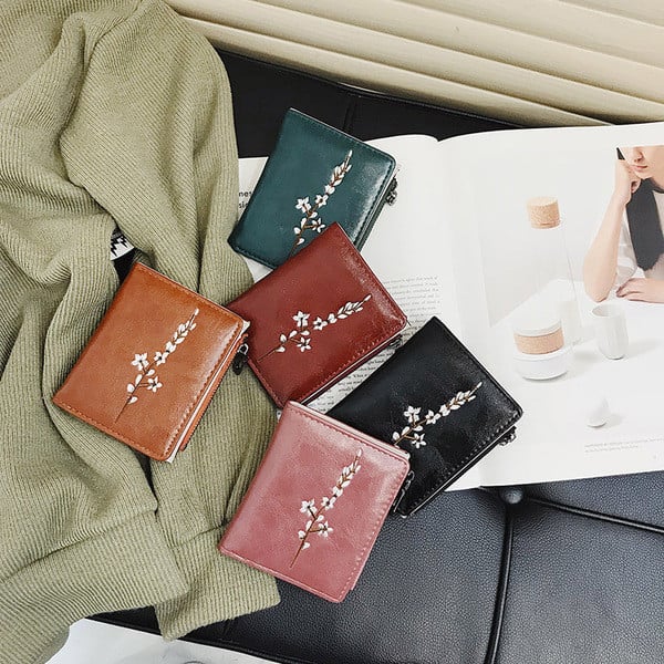 Portofel de dama in cinci culori cu motiv floral