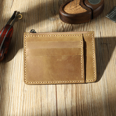 Μοντέρνο δερμάτινο ανδρικό πορτοφόλι  σε τέσσερα χρώματα