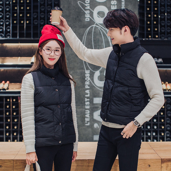 Vesta casual potrivita pentru barbati si femei in trei culori