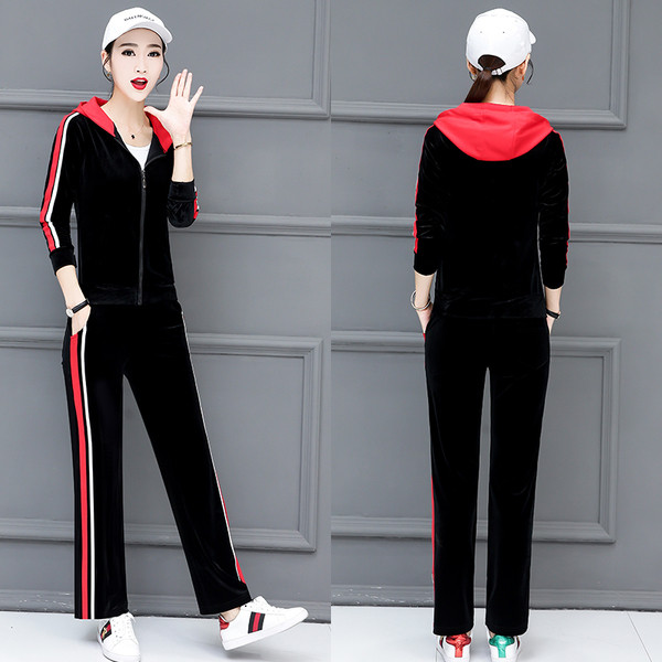 Γυναικεία αθλητική φόρμα με δύο μέρη με χρωματιστές άκρες