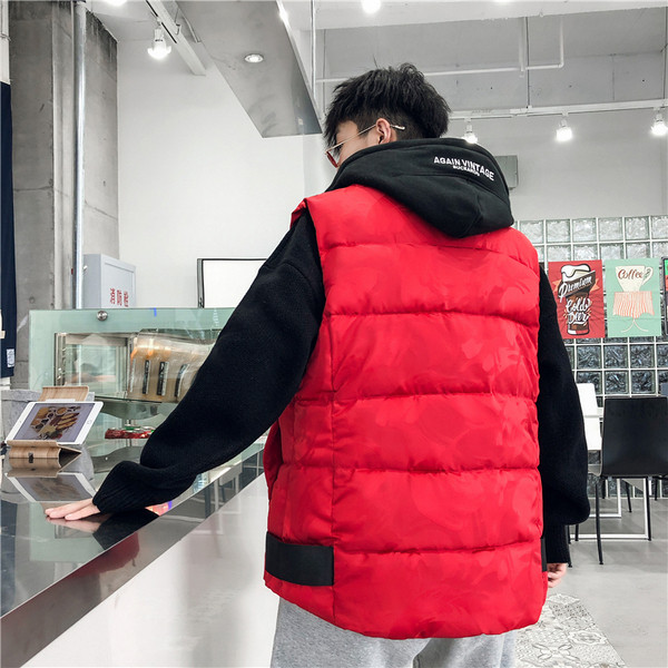 Vesta lunga barbateasca cu gluga in trei culori