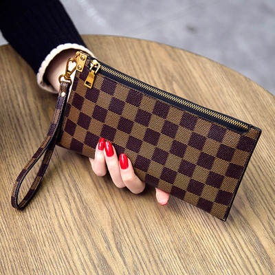 Μοντέρνο γυναικείο πορτοφόλι σε τρία μοντέλα