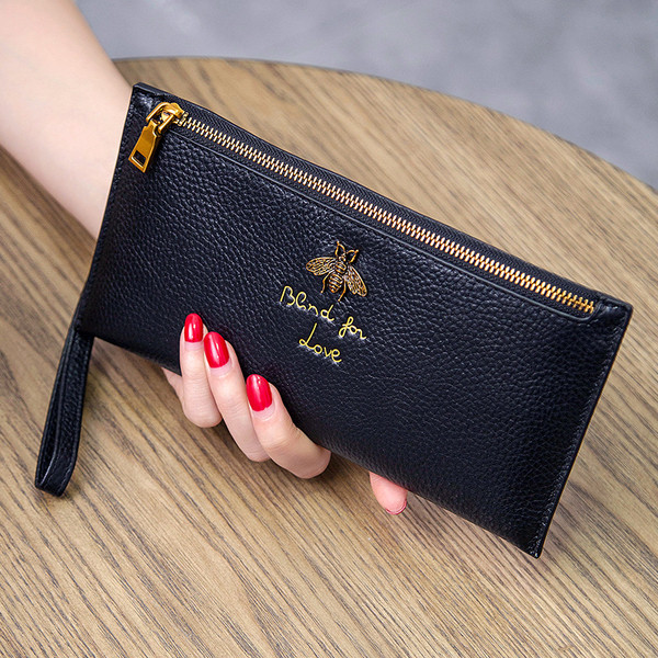 Portofel de dama in mai multe culori cu decor metalic