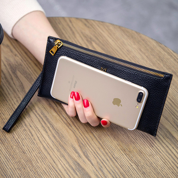 Portofel de dama in mai multe culori cu decor metalic