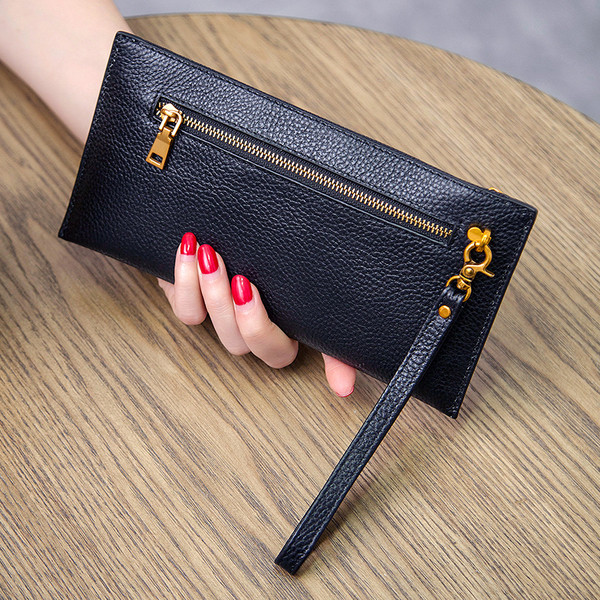 Portofel de dama in mai multe culori cu decor metalic