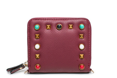 Γυναικείο μικρό πορτοφόλι με μεταλλική διακόσμηση σε διάφορα χρώματα