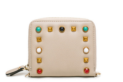 Γυναικείο μικρό πορτοφόλι με μεταλλική διακόσμηση σε διάφορα χρώματα