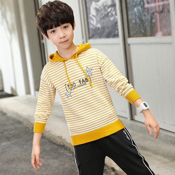 Παιδική μπλούζα με κουκούλα, κεντήματα και επιγραφή