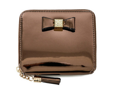 Μικρό γυναικείο πορτοφόλι σε διάφορα χρώματα