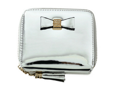 Μικρό γυναικείο πορτοφόλι σε διάφορα χρώματα