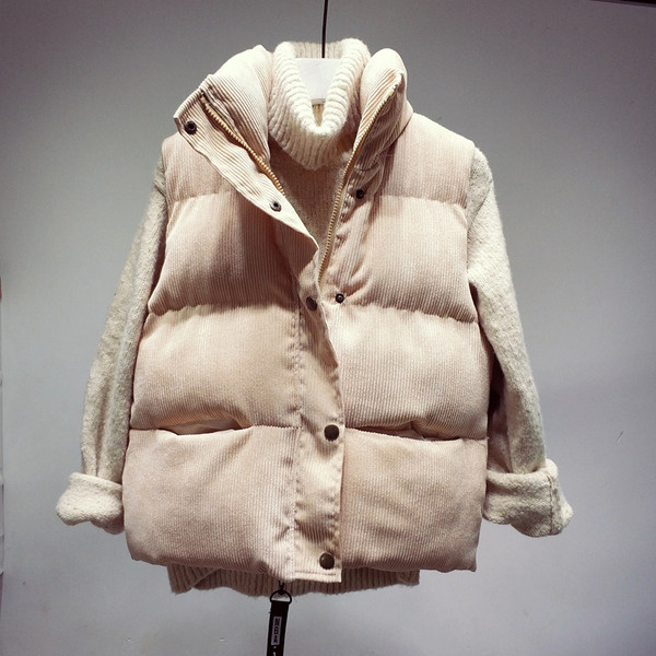 Αθλητικό κομψό γυναικείο γιλέκο με μαλακό  κάλυμμα σε διάφορα χρώματα