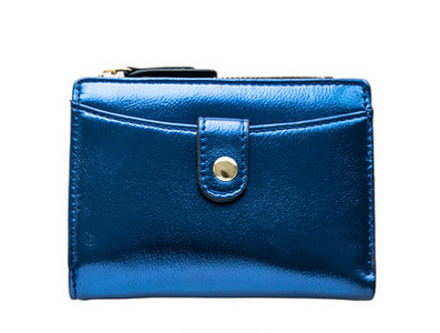 Дамски малък портфейл в няколко цвята подходящ за ежедневието