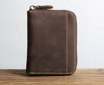 Μοντέρνο δερμάτινο πορτοφόλι σε διάφορα χρώματα