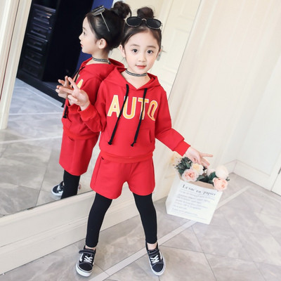 Детски модерен комплект - блуза с качулка и панталон в няколко модела