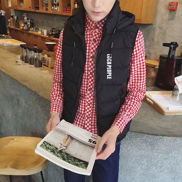 Ανδρικό γιλέκο κατάλληλο για τη καθημερινή ζωή σε διάφορα χρώματα