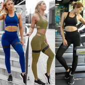 Γυναικείο αθλητικό σύνολο από δύο κομμάτια με σχισμένα σχέδια σε τρία χρώματα