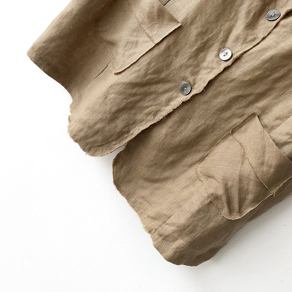 Καθημερινό γυναικείο γιλέκο με κουμπιά σε δύο χρώματα