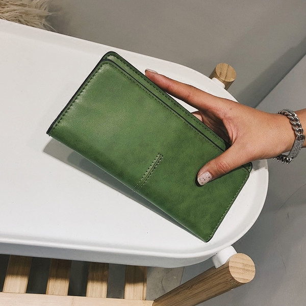 Γυναικείο πορτοφόλι σε τέσσερα χρώματα, κατάλληλο για τη  για καθημερινή ζωή