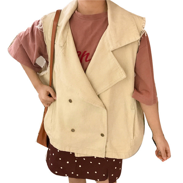 Καθημερινό γυναικείο γιλέκο με κουμπιά σε δύο χρώματα
