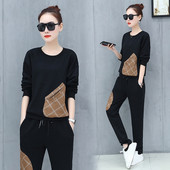 Γυναικείο αθλητικό σε μαύρο χρώμα με τσέπη