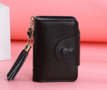 Γυναικείο χαρτοφυλάκιο εγγράφων σε διάφορα χρώματα με φούντα