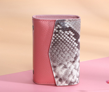 Γυναικείο σύγχρονο χαρτοφυλάκιο εγγράφων σε διάφορα χρώματα