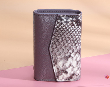 Γυναικείο σύγχρονο χαρτοφυλάκιο εγγράφων σε διάφορα χρώματα